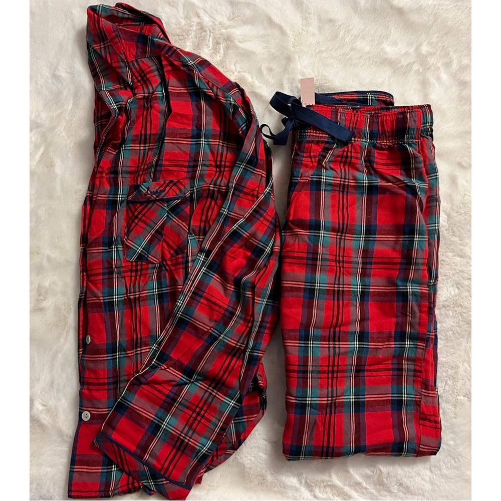 VICTORIA’S SECRET PLAID CHRISTMAS PAJAMAS SET, WOMEN, SMALL